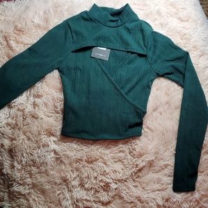 Long sleeve crop top